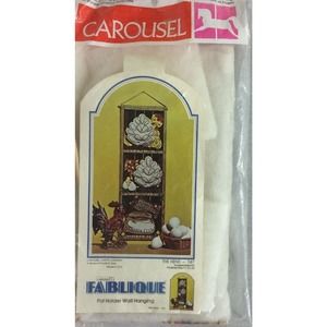 Vtg Carousel Fablique The Hens 747 Pot Holder Wall Hanging Craft Kit 7.5‎ x 23"